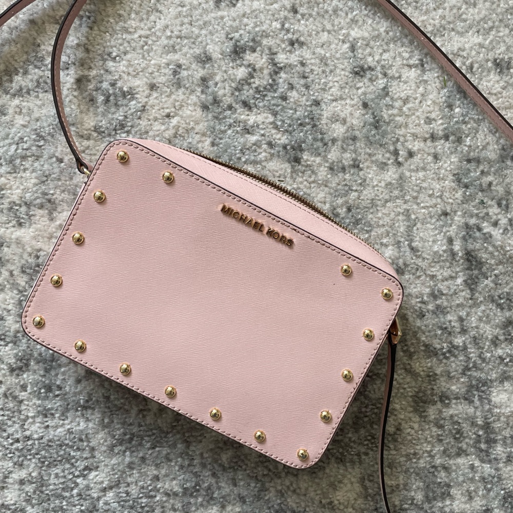 Michael Kors Dusty Pink W/ Gold Detail Shoulder Purse